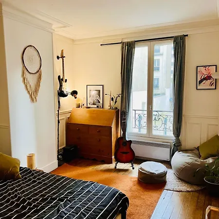 Cosy In 11th * Parigi