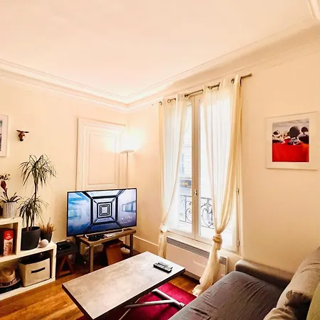 Cosy In 11th * Parigi
